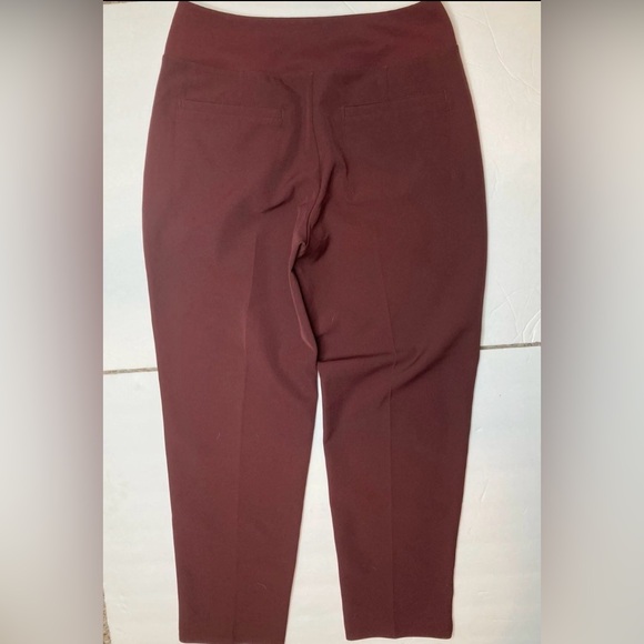 Athleta Endless High Rise Pant Size 6 Style 533636 Maroon Red tapered Stretch - Picture 4 of 9